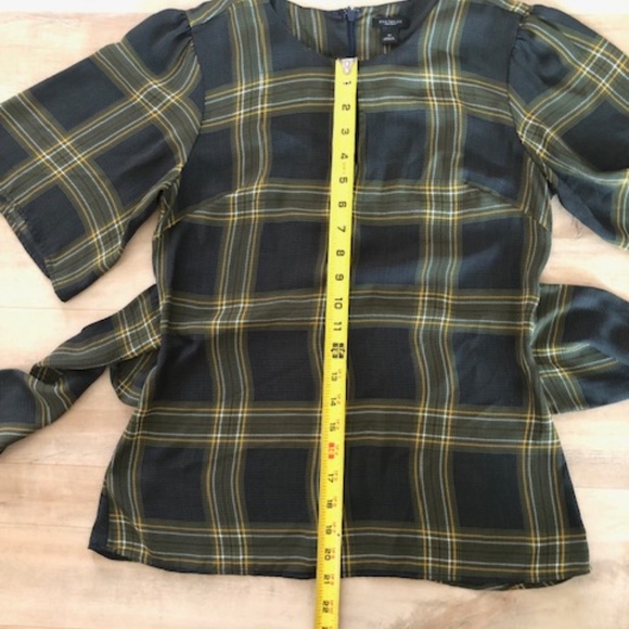 Ann Taylor Factory Top short sleeve green tie front XS - Picture 9 of 12